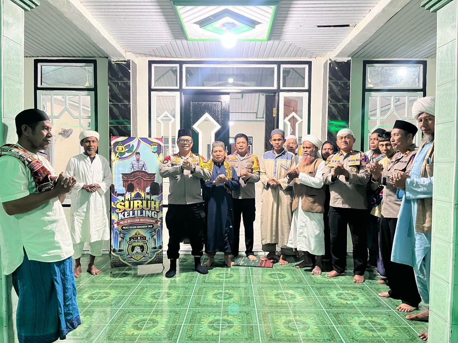 Subuh Keliling, Kapolres Boltim Pererat Silaturahmi dengan Warga