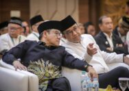 Paslon Capres-cawapres nomor urut 1, Anies Baswedan dan Muhaimin Iskandar alias Cak Imin, pada acara Deklarasi Dukungan Keluarga Besar HMI kepada Anies-Cak Imin, di Lippo Kuningan, Jakarta Selatan, Rabu (27/12/2023).